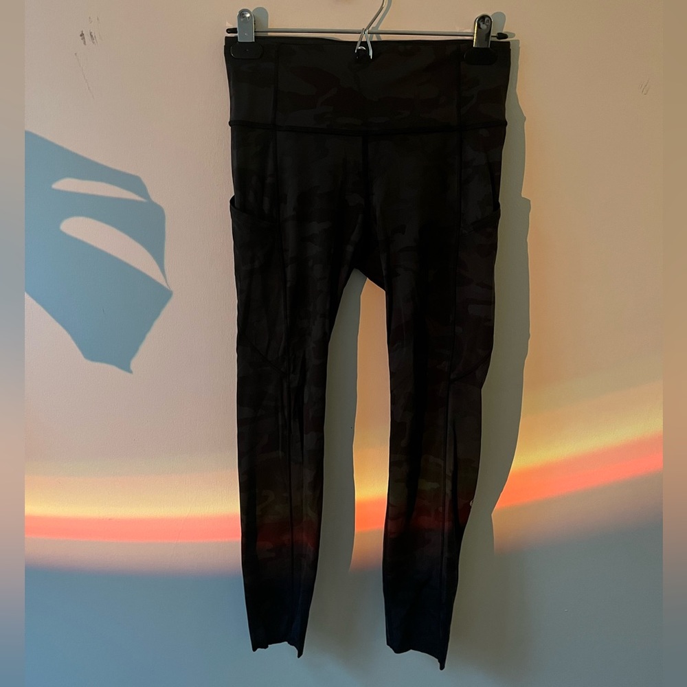 Lulú Lemon Align Camo leggings with Pockets
